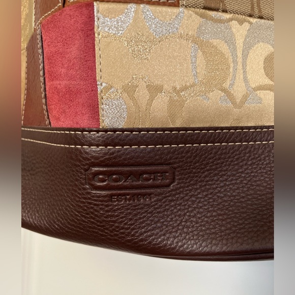 Signature Coach Multicolor Patchwork Purse Handbag Like New - Picture 2 of 7